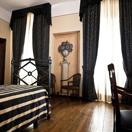Hotel Regina Πινερόλο Δωμάτιο φωτογραφία
