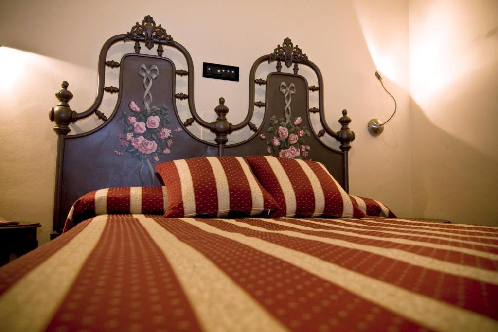 Hotel Regina Πινερόλο Δωμάτιο φωτογραφία